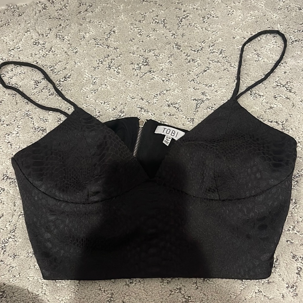 TOBI black snake skinned patterned